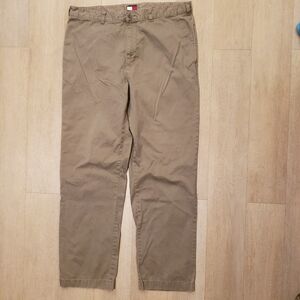 Vintage 90's Tommy Hilfiger  Men's Khaki Chinos